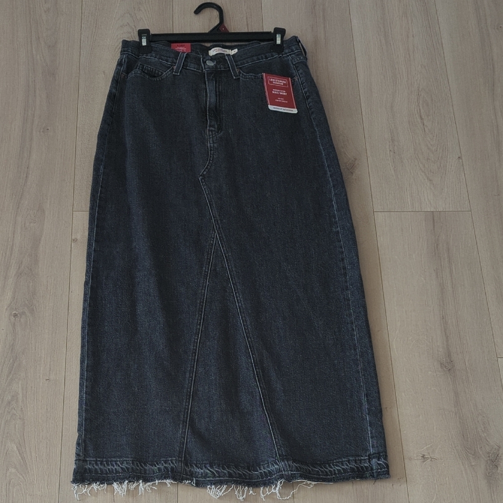 Levi's Black Maxi Pencil Skirt for Work